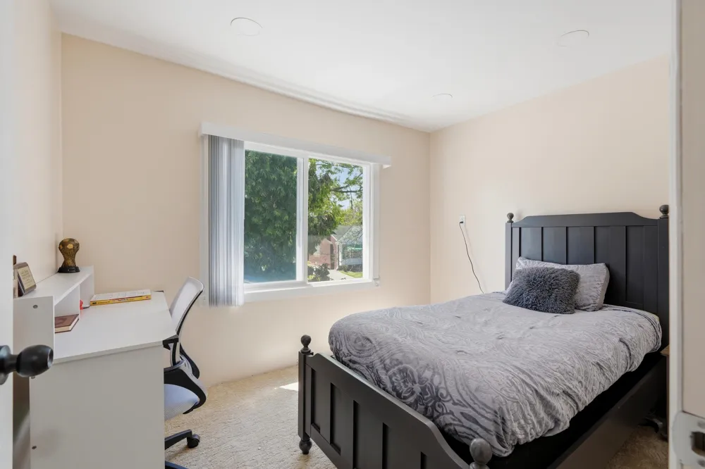 17916 Arlington Street Hamtramck, MI 48212