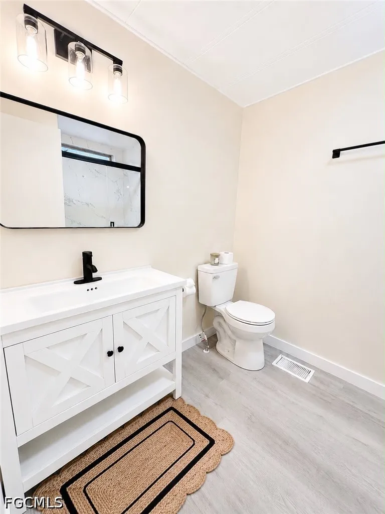 SALISBURY DRIVE Brooksville, FL 34613
