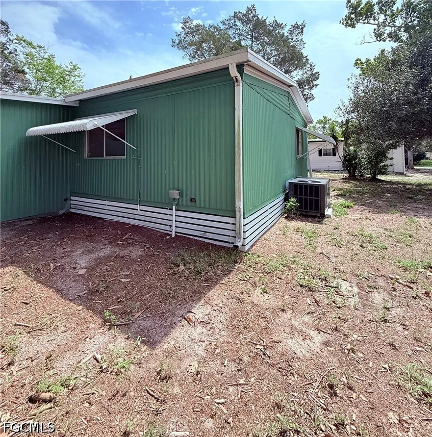 SALISBURY DRIVE Brooksville, FL 34613