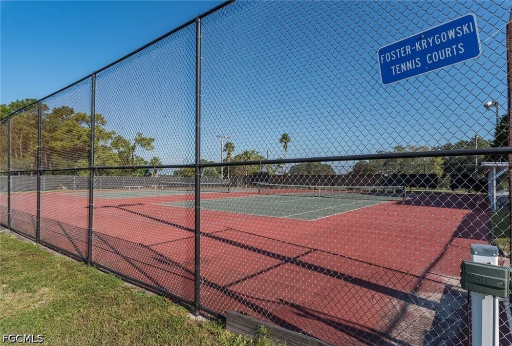 SALISBURY DRIVE Brooksville, FL 34613