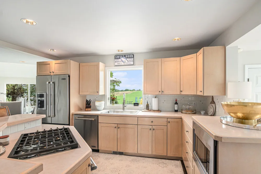 2841 132nd Avenue Hopkins, MI 49328
