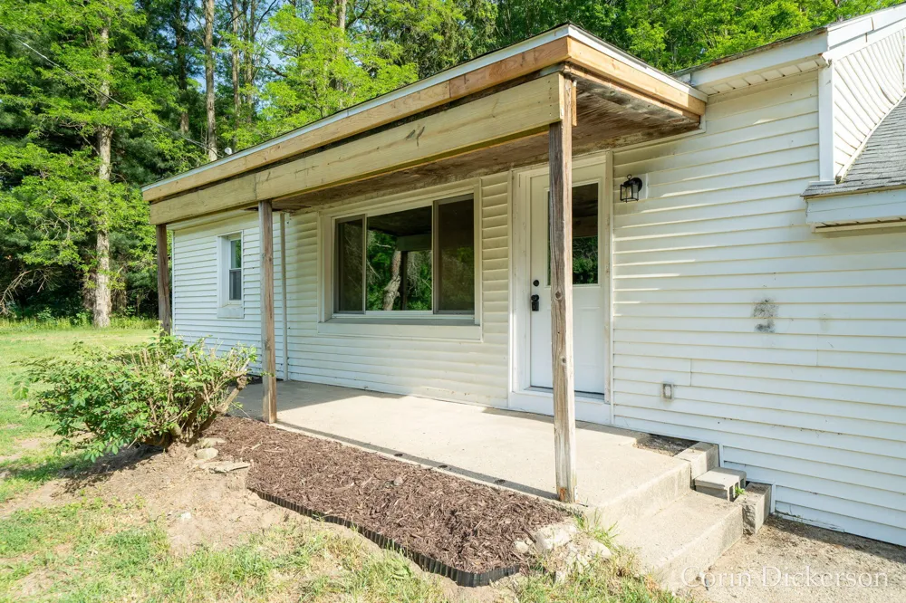 3661 110th Avenue Allegan, MI 49010