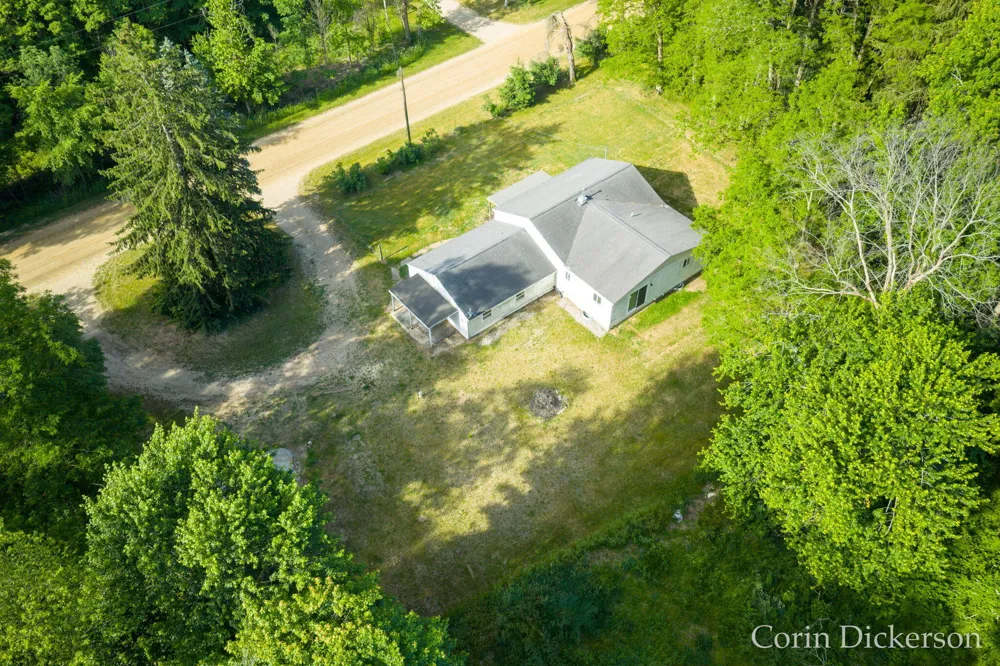 3661 110th Avenue Allegan, MI 49010