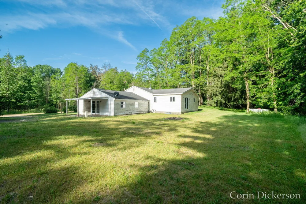 3661 110th Avenue Allegan, MI 49010