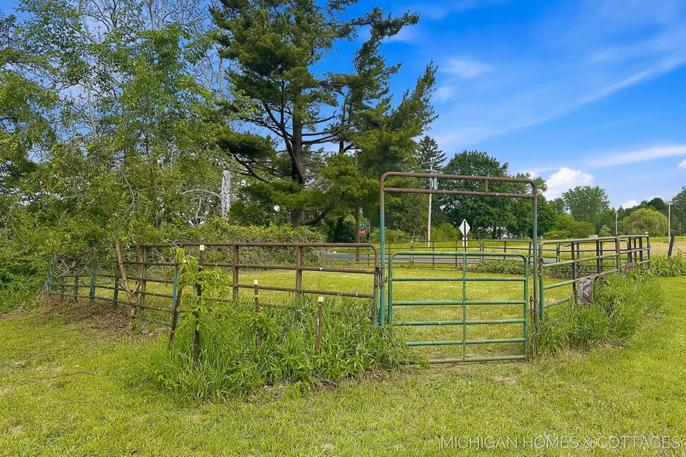 2695 62nd Street Fennville, MI 49408