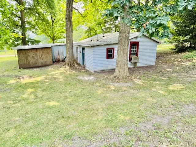 1846 W Tupper Heights Drive Lake Odessa, MI 48849