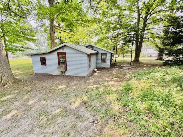 1846 W Tupper Heights Drive Lake Odessa, MI 48849