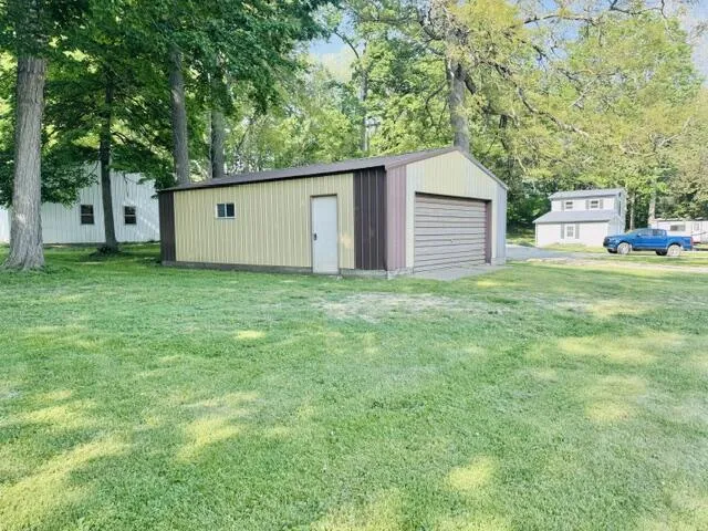 1846 W Tupper Heights Drive Lake Odessa, MI 48849