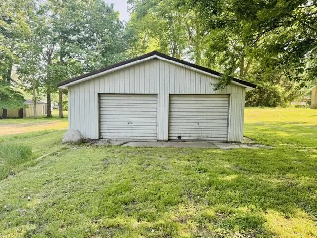 1846 W Tupper Heights Drive Lake Odessa, MI 48849