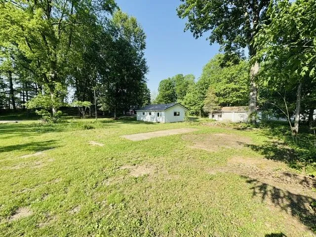 1846 W Tupper Heights Drive Lake Odessa, MI 48849