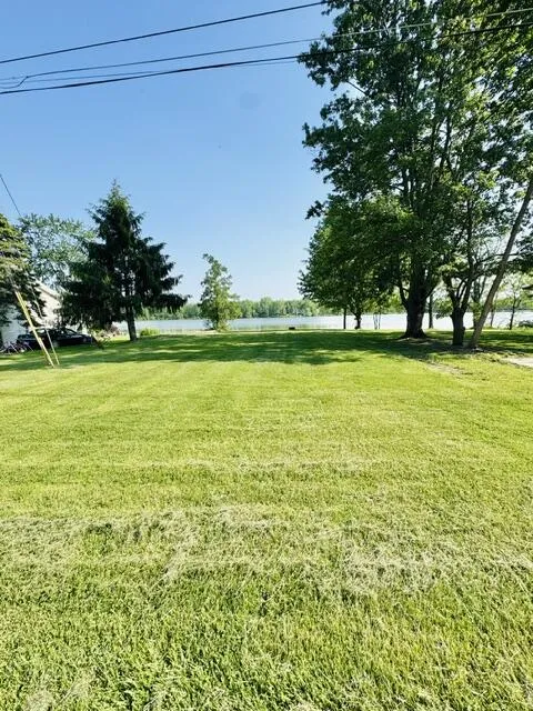1846 W Tupper Heights Drive Lake Odessa, MI 48849