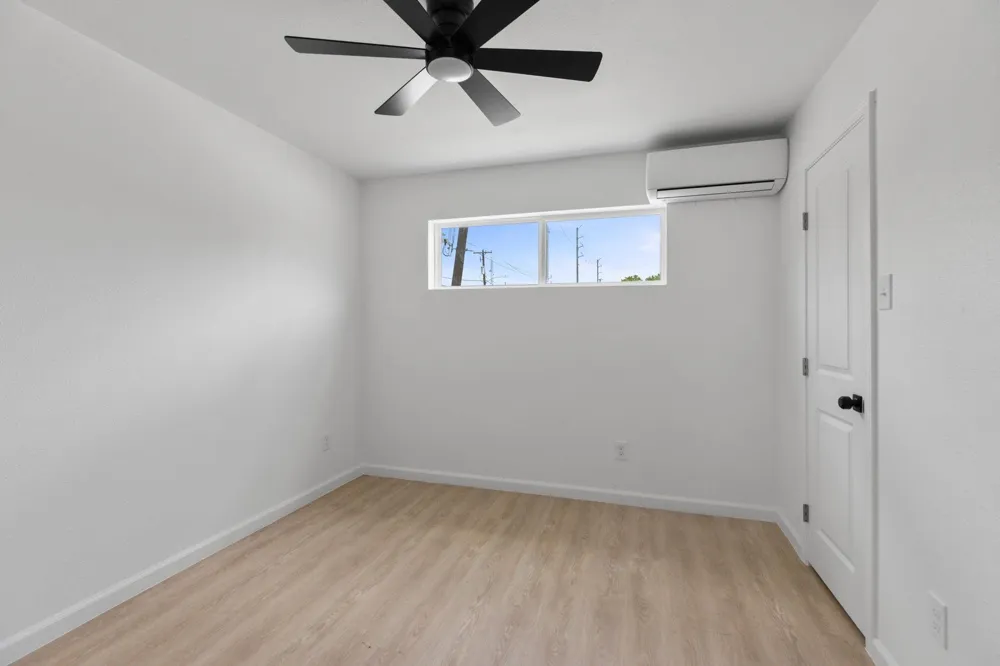 6840 Fairway Drive #1 Houston, TX 77087
