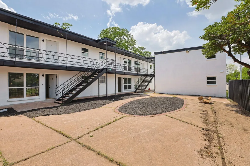 6840 Fairway Drive #1 Houston, TX 77087