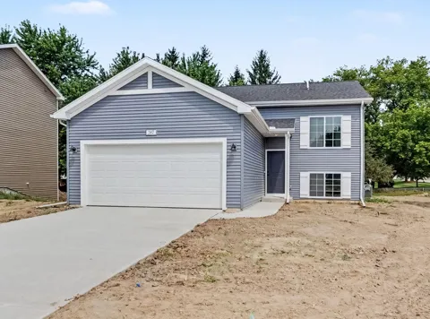 387 Pinery Lane