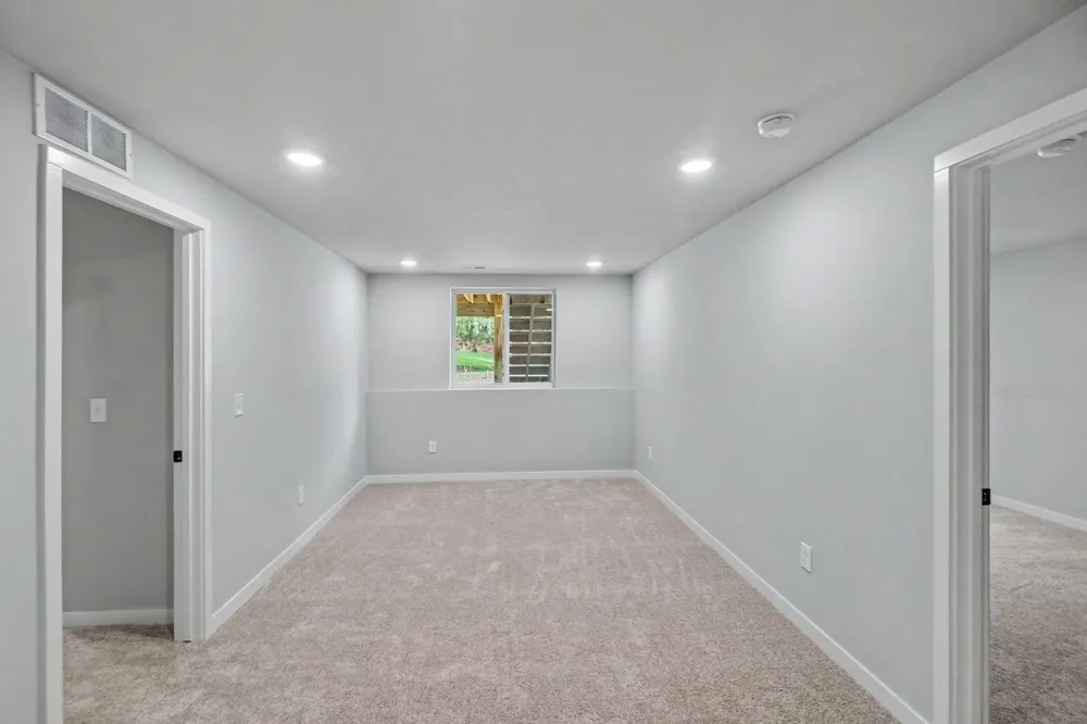 387 Pinery Lane Fremont, MI 49412