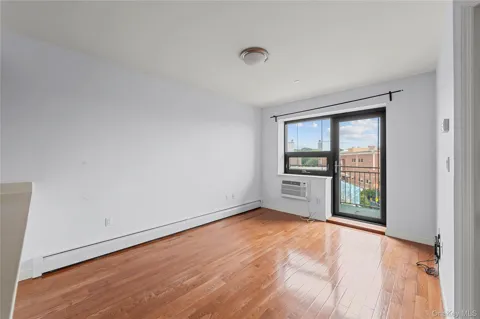 456 W 167th Street #6G