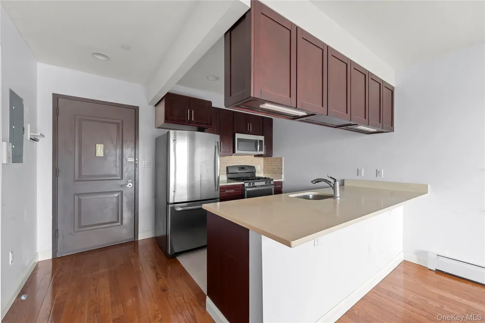456 W 167th Street #6G New York (Manhattan), NY 10032