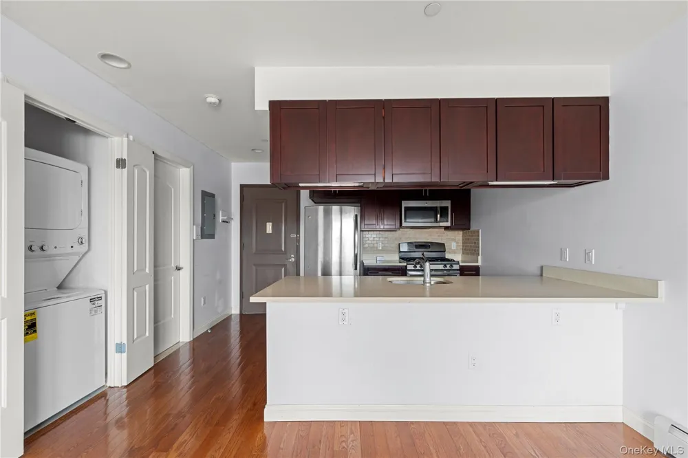 456 W 167th Street #6G New York (Manhattan), NY 10032