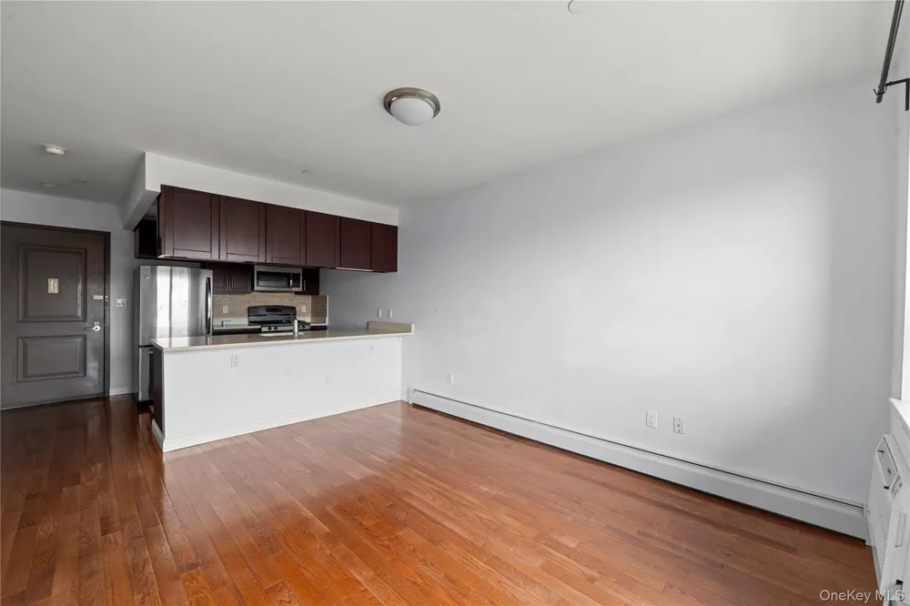 456 W 167th Street #6G New York (Manhattan), NY 10032