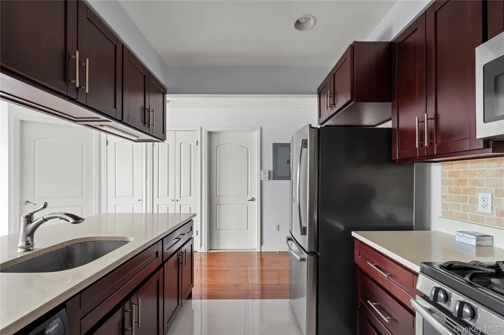 456 W 167th Street #6G New York (Manhattan), NY 10032