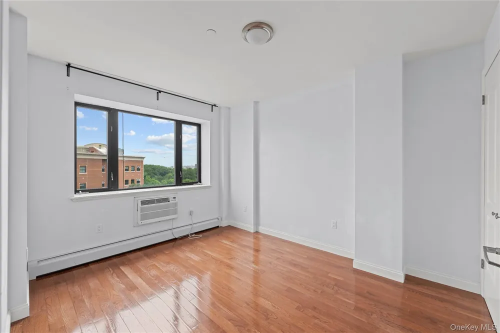456 W 167th Street #6G New York (Manhattan), NY 10032
