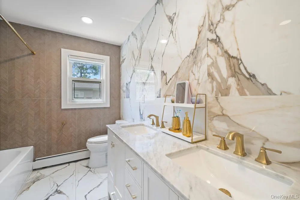 29 Waverly Place Lawrence, NY 11559