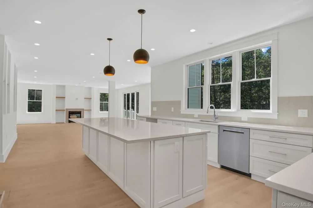 95 Summit Boulevard Westhampton, NY 11977