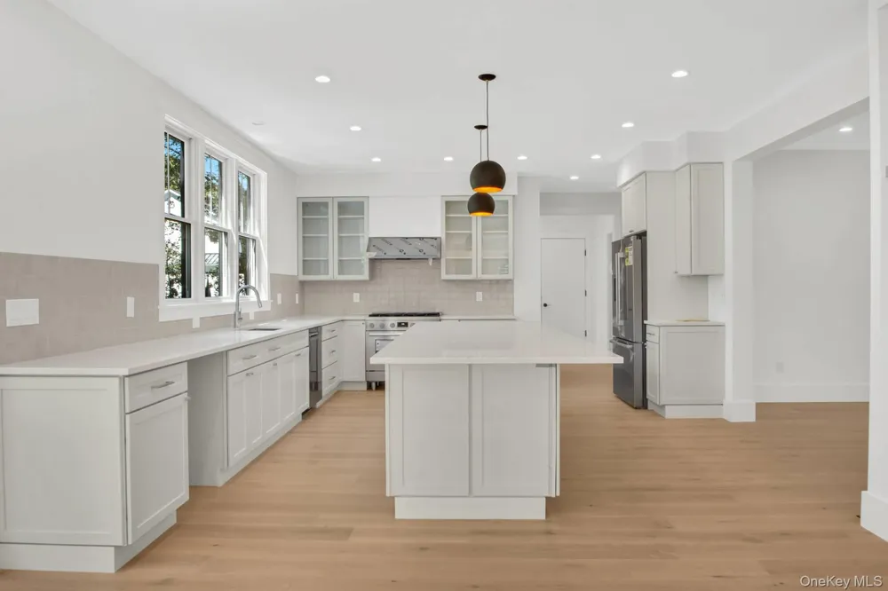 95 Summit Boulevard Westhampton, NY 11977