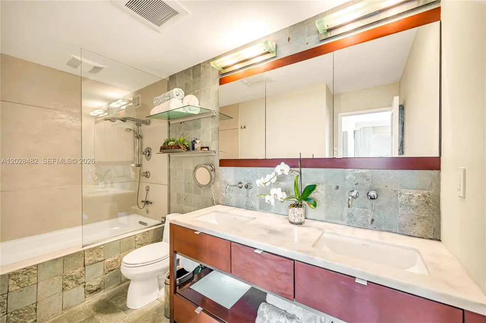 9102 W Bay Harbor Dr #3-C Bay Harbor Islands, FL 33154