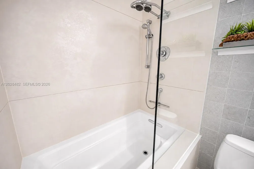 9102 W Bay Harbor Dr #3-C Bay Harbor Islands, FL 33154