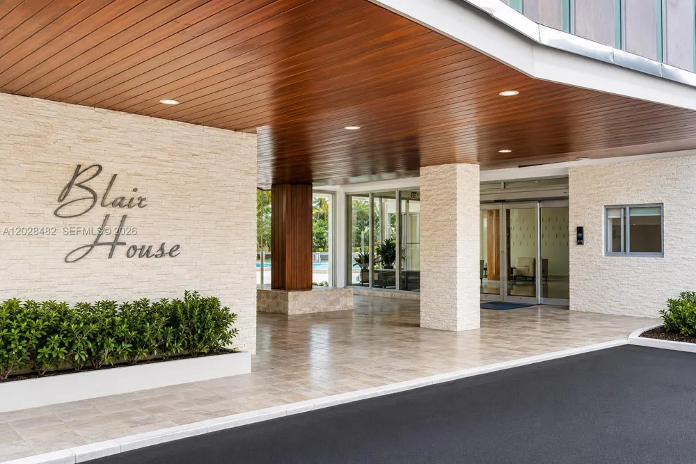 9102 W Bay Harbor Dr #3-C Bay Harbor Islands, FL 33154