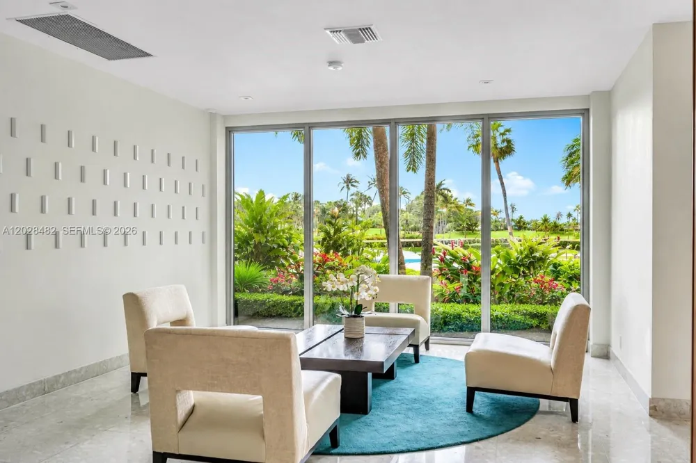 9102 W Bay Harbor Dr #3-C Bay Harbor Islands, FL 33154