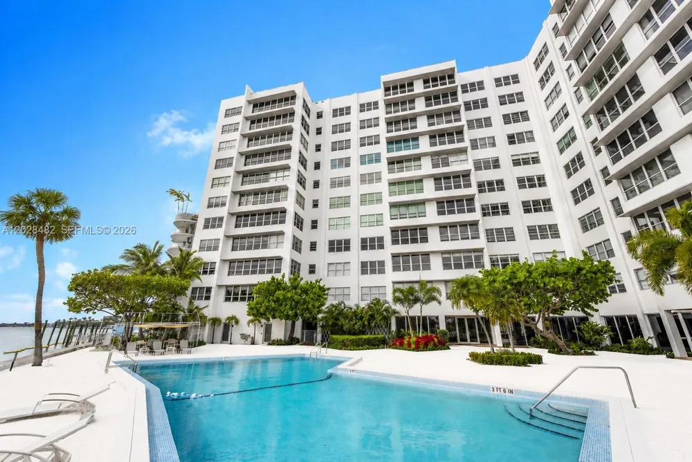 9102 W Bay Harbor Dr #3-C Bay Harbor Islands, FL 33154