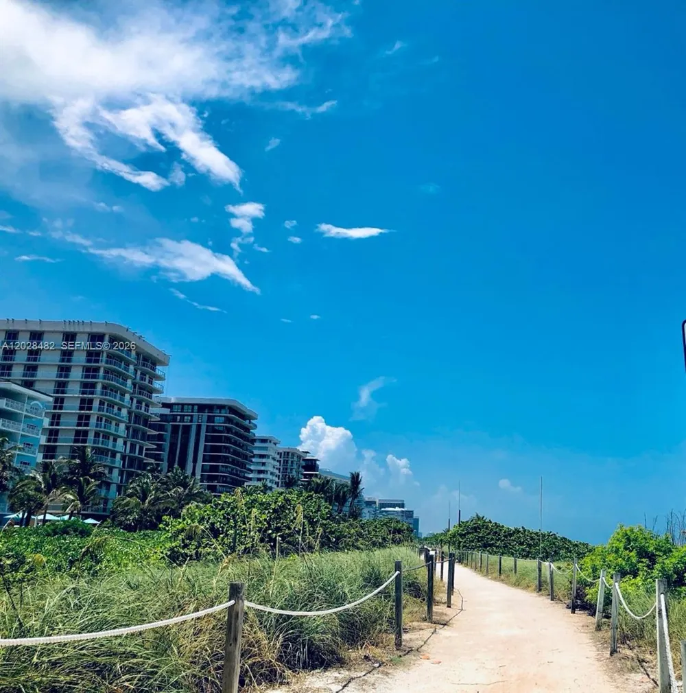 9102 W Bay Harbor Dr #3-C Bay Harbor Islands, FL 33154