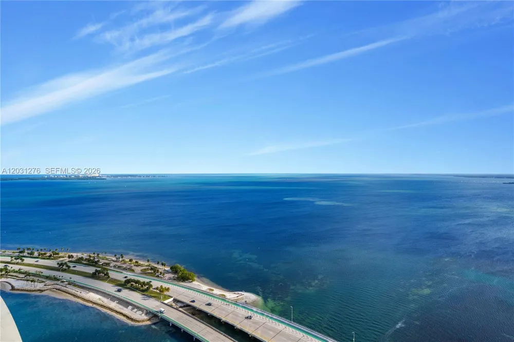 175 SE 25 Rd #3403 Miami, FL 33129