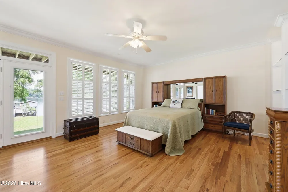 121 Sabre Point Drive Bath, NC 27808