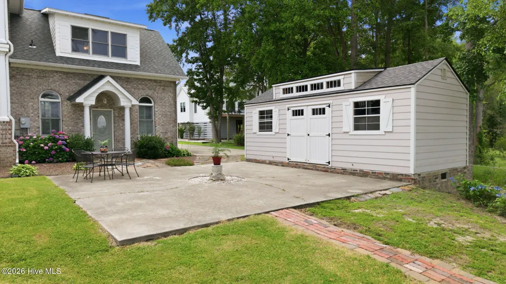 121 Sabre Point Drive Bath, NC 27808