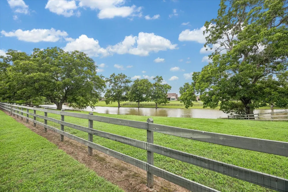 Fulbrook Commons Fulshear, TX 77441