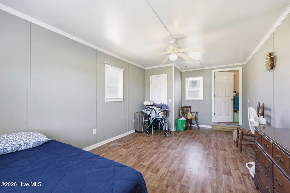 899 Island Road Harkers Island, NC 28531