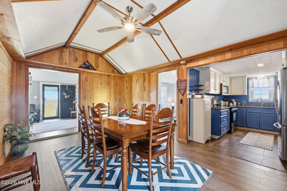 899 Island Road Harkers Island, NC 28531