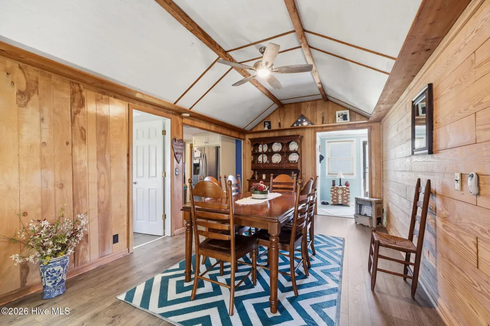899 Island Road Harkers Island, NC 28531