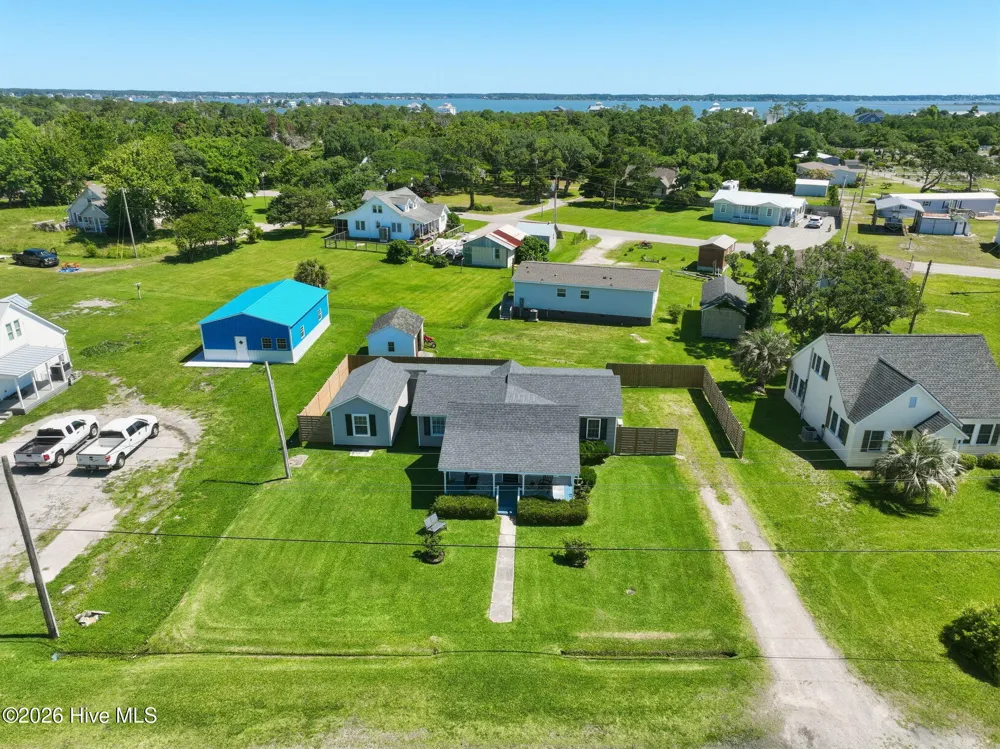 899 Island Road Harkers Island, NC 28531