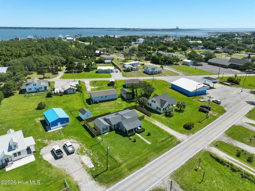 899 Island Road Harkers Island, NC 28531