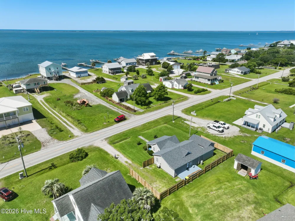 899 Island Road Harkers Island, NC 28531