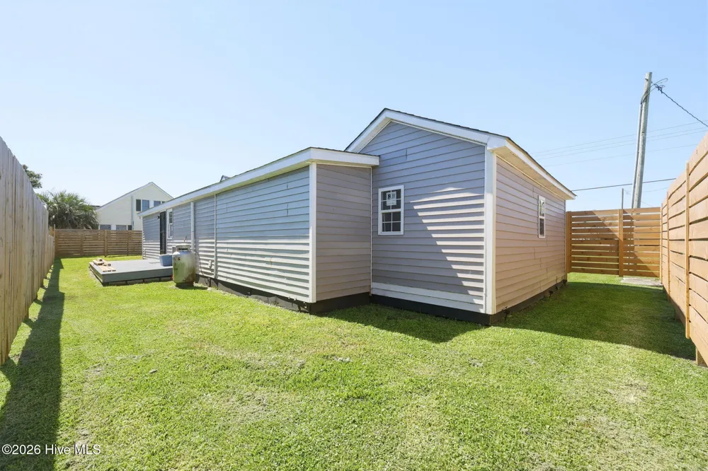 899 Island Road Harkers Island, NC 28531
