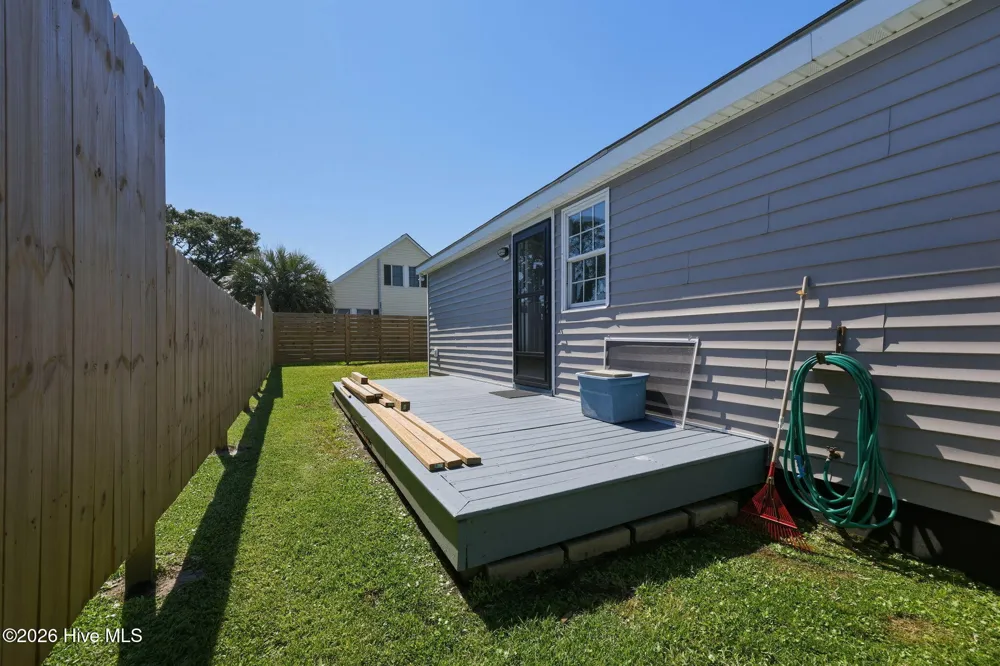 899 Island Road Harkers Island, NC 28531