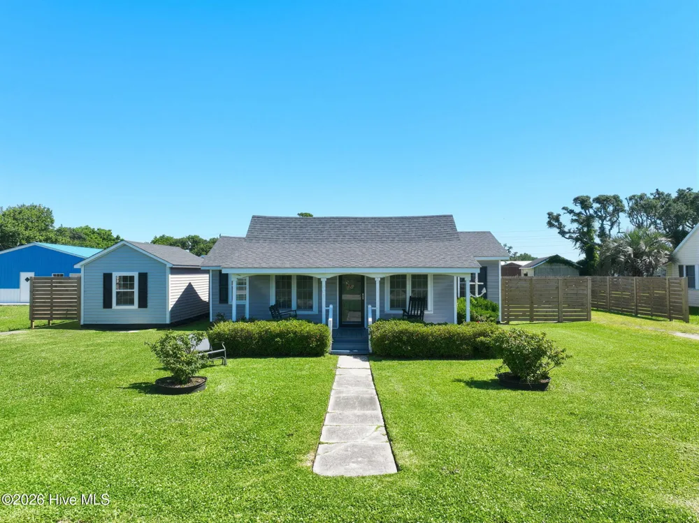899 Island Road Harkers Island, NC 28531