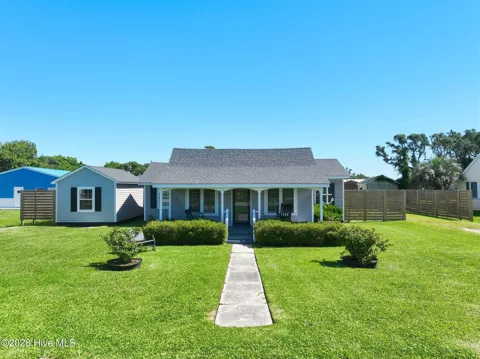 899 Island Road