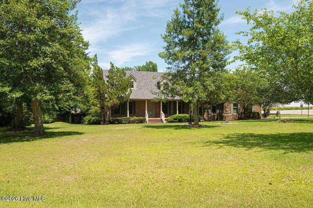 1020 Holly Creek Boulevard Williamston, NC 27892