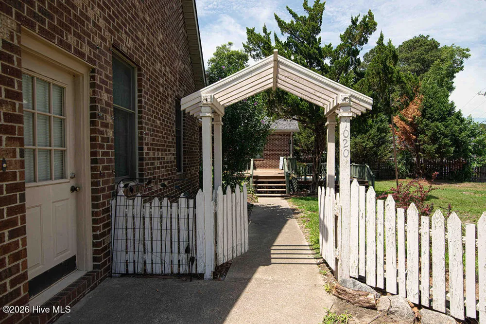 1020 Holly Creek Boulevard Williamston, NC 27892